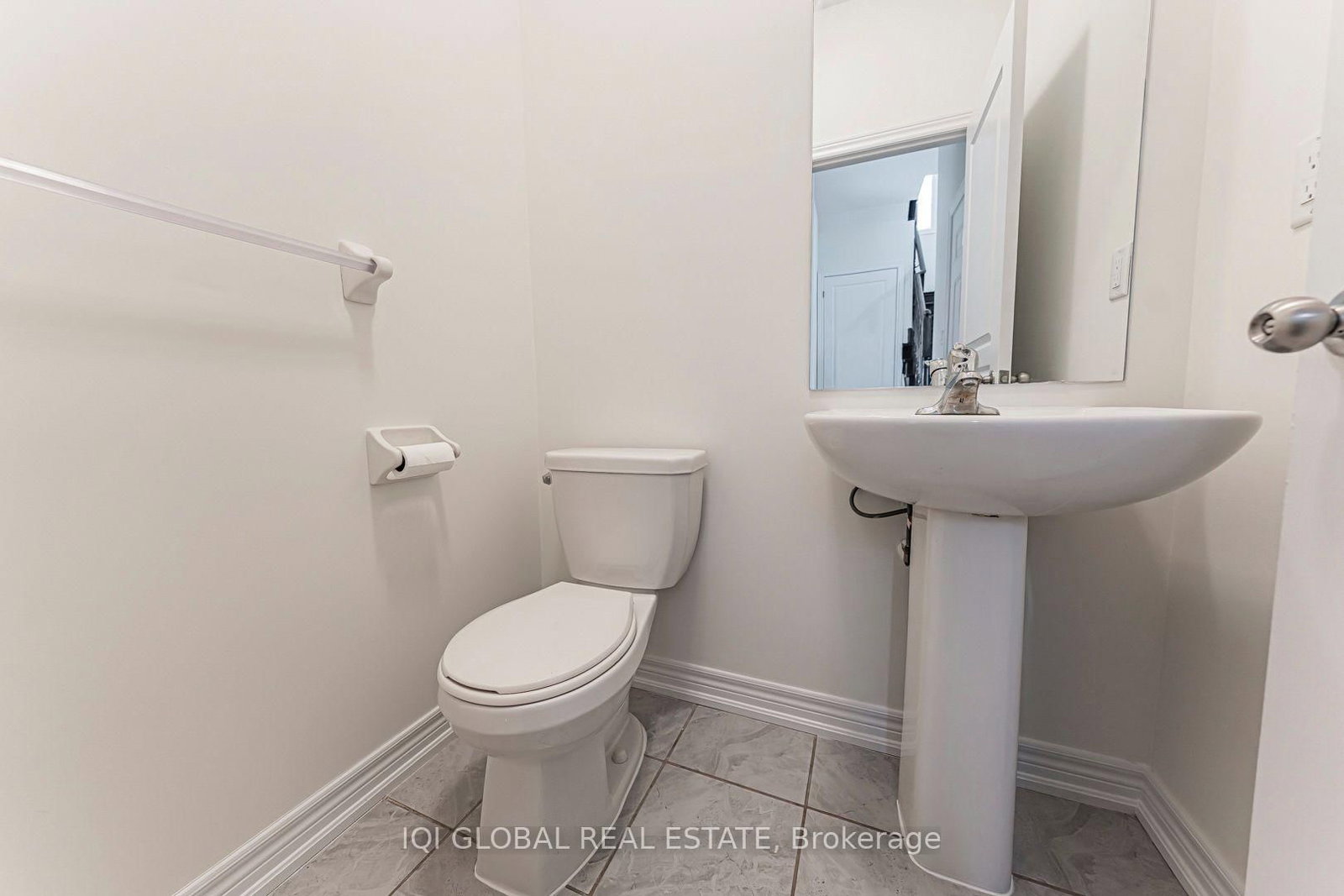 16 Zenida Road • Brampton, ON photo 18