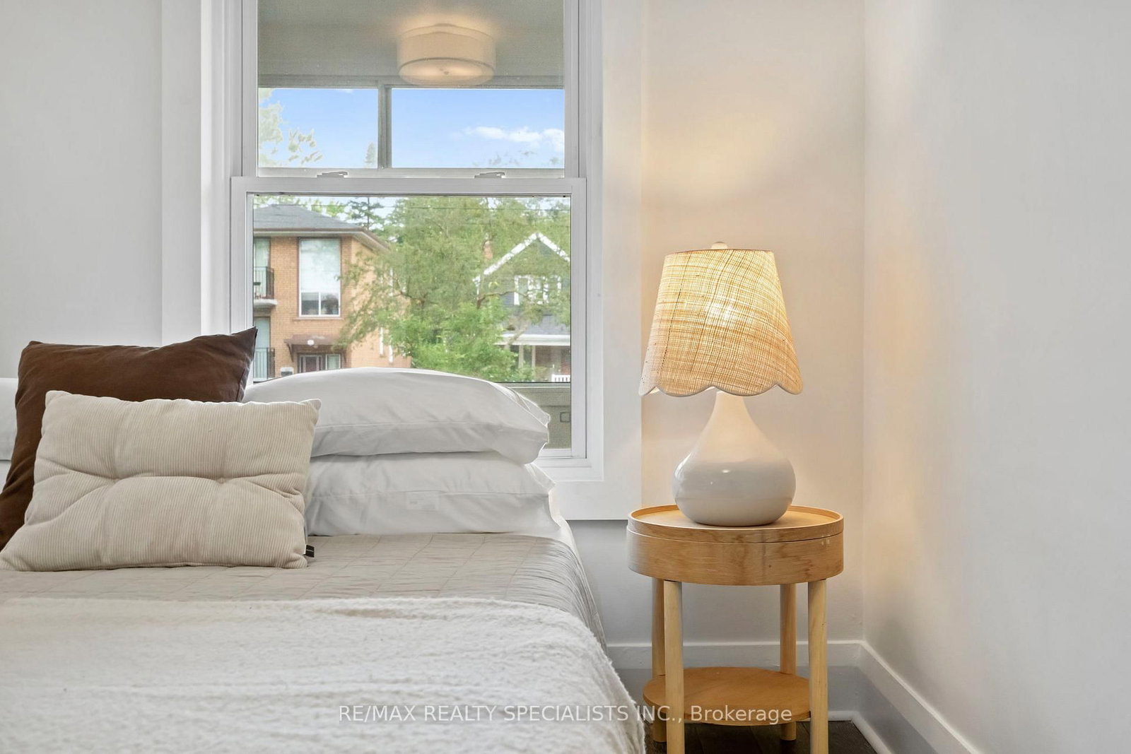 159 Hillside Avenue • Toronto, ON photo 18