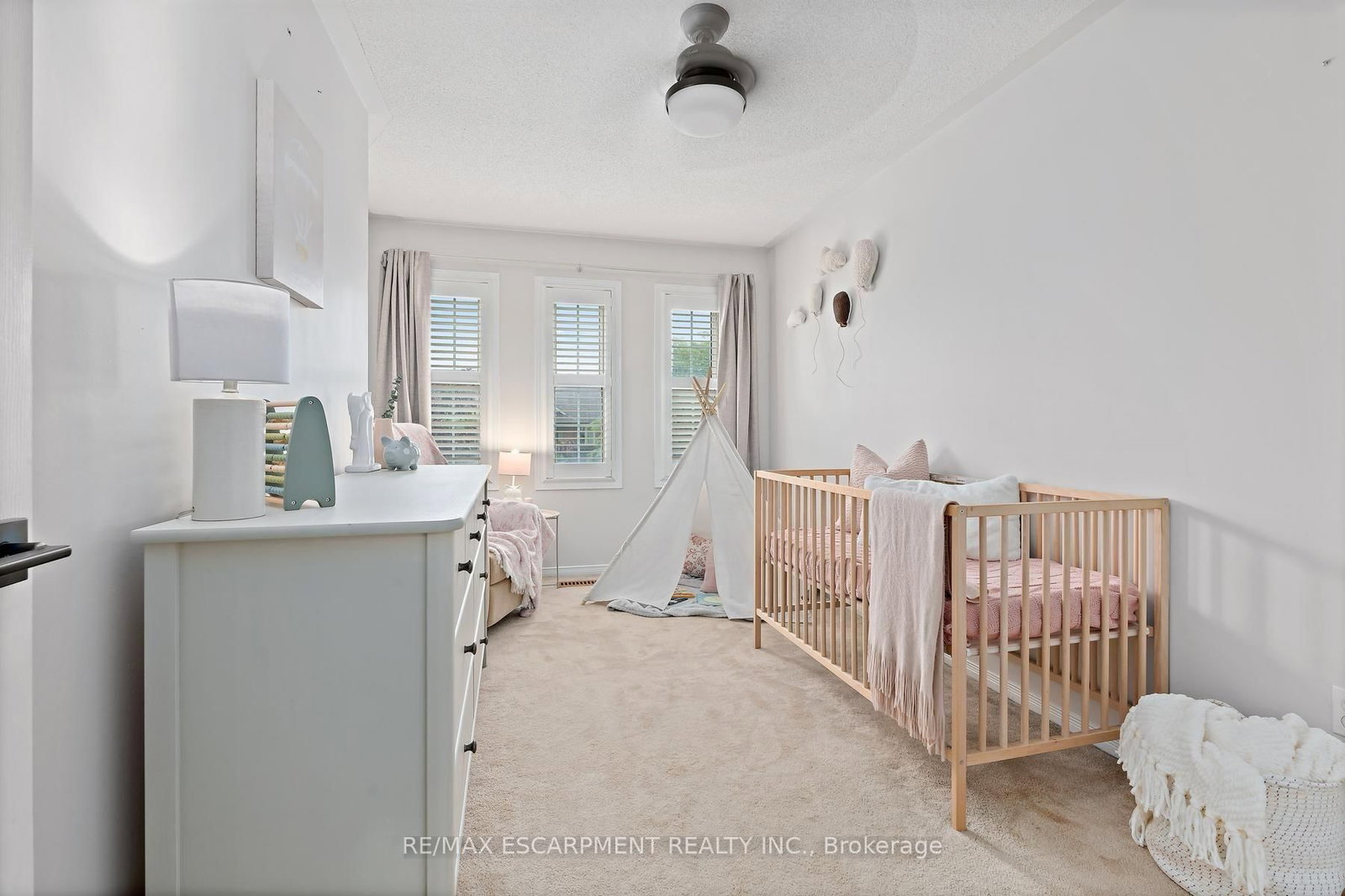 5111 SILVERCREEK Drive • Burlington, ON photo 25