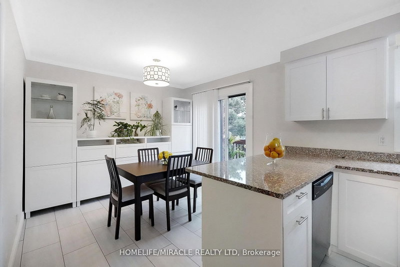 4165 Fieldgate Mississauga,ON L4W 2M9 — Photo 18
