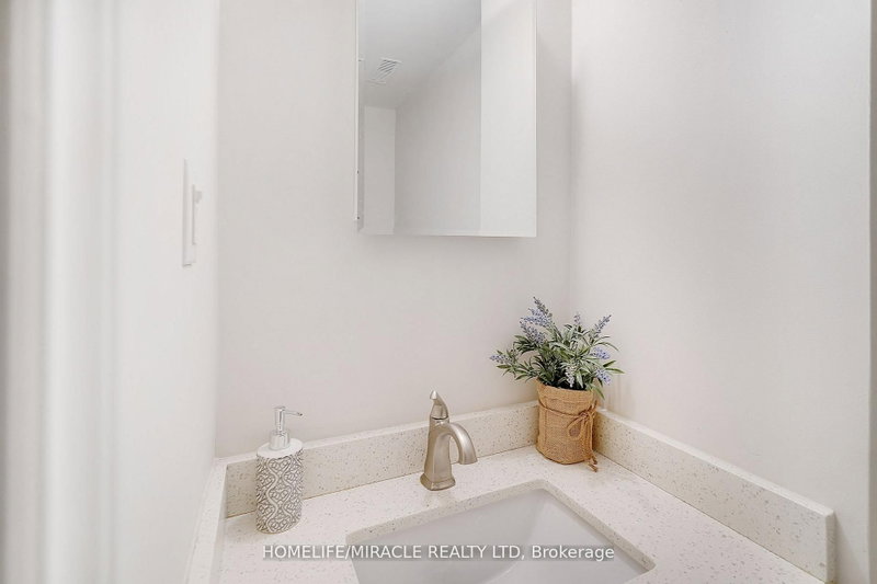 4165 Fieldgate Mississauga,ON L4W 2M9 — Photo 33