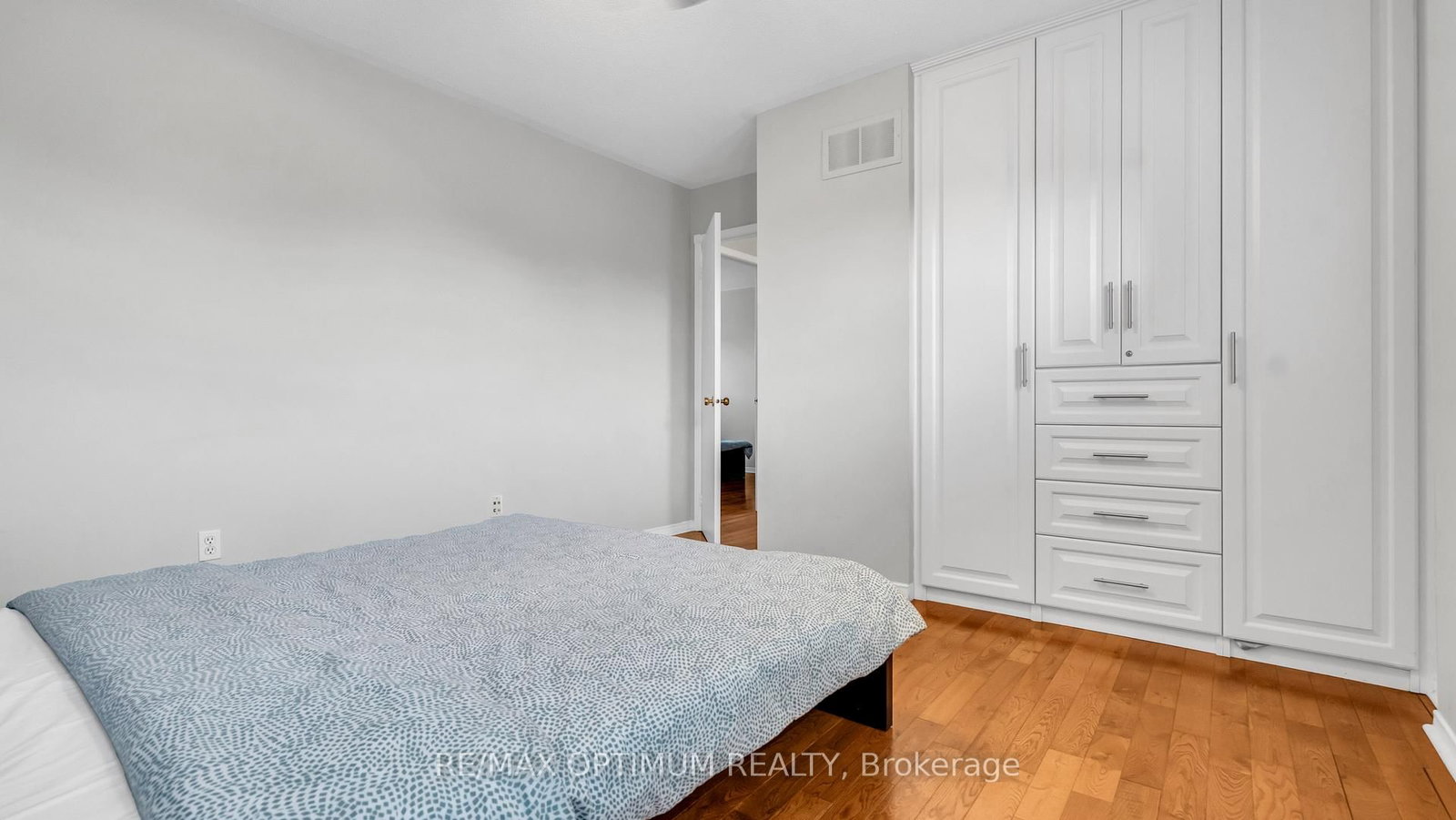 7181 Tabbyman Walk • Mississauga, ON photo 27