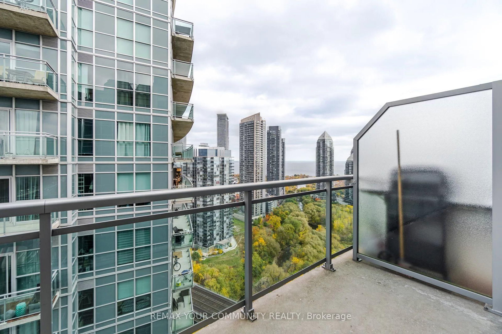 155 Legion Road • #Ph-2913 • Toronto, ON photo 27