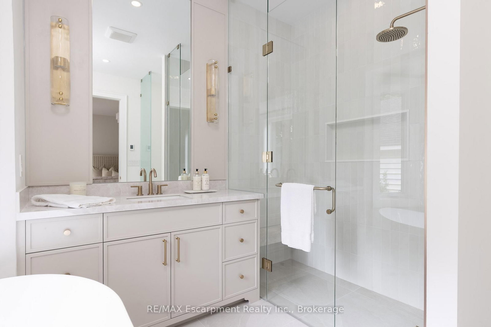 21 Second Street • Oakville, ON photo 23