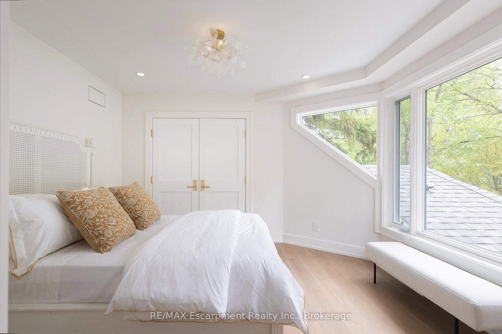 21 Second Street • Oakville, ON photo 28