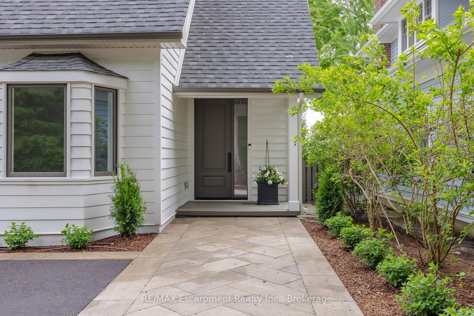 21 Second Street • Oakville, ON photo 37