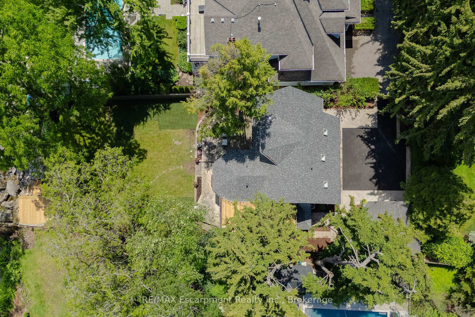 21 Second Street • Oakville, ON photo 45