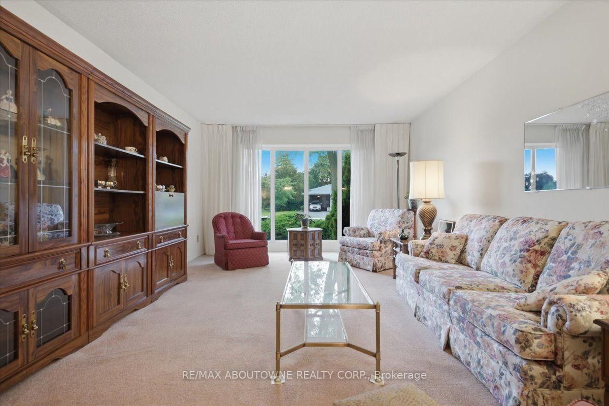 1167 Saturnia Crescent • Mississauga, ON photo 6