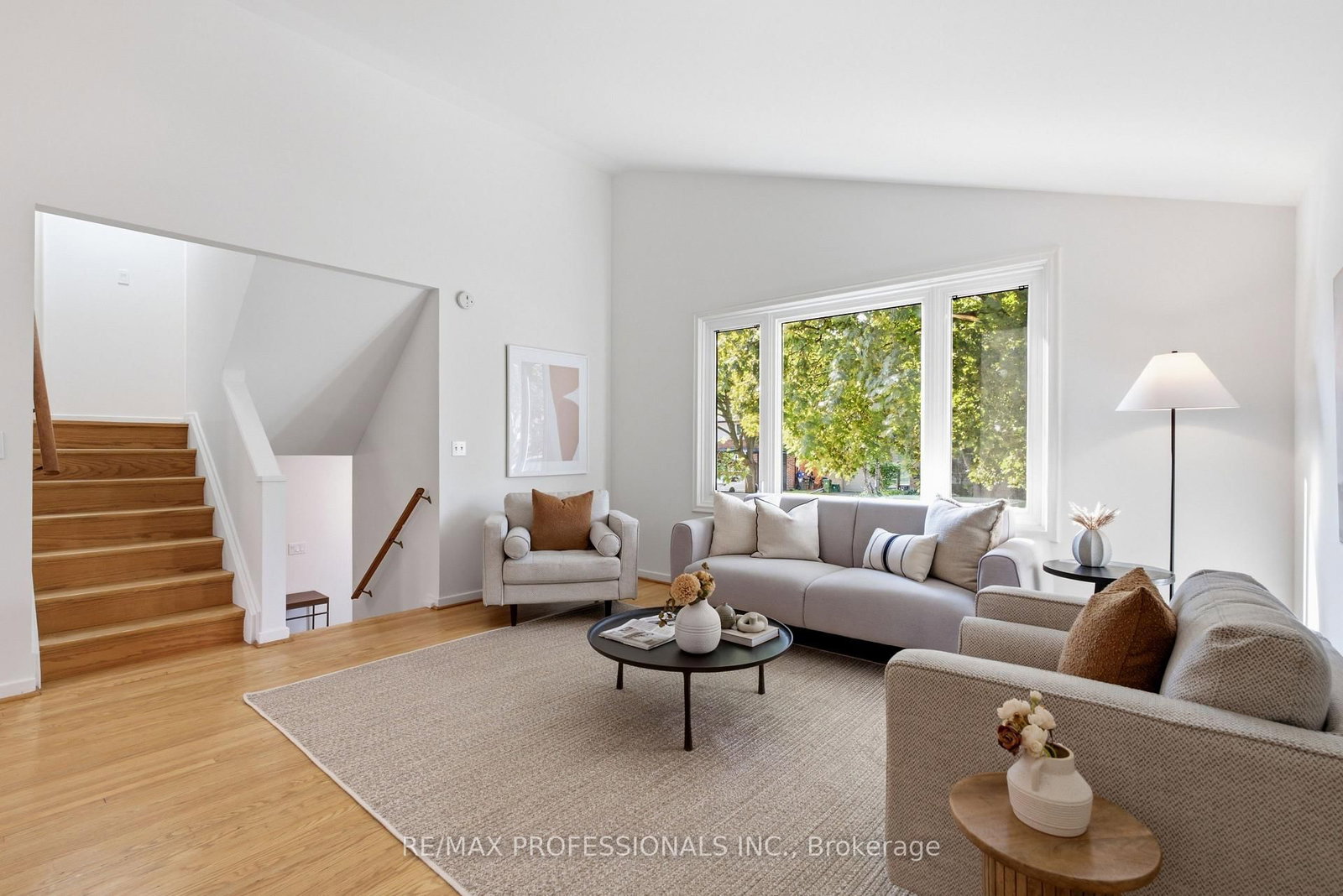 89 Glen Agar Drive • Toronto, ON photo 4