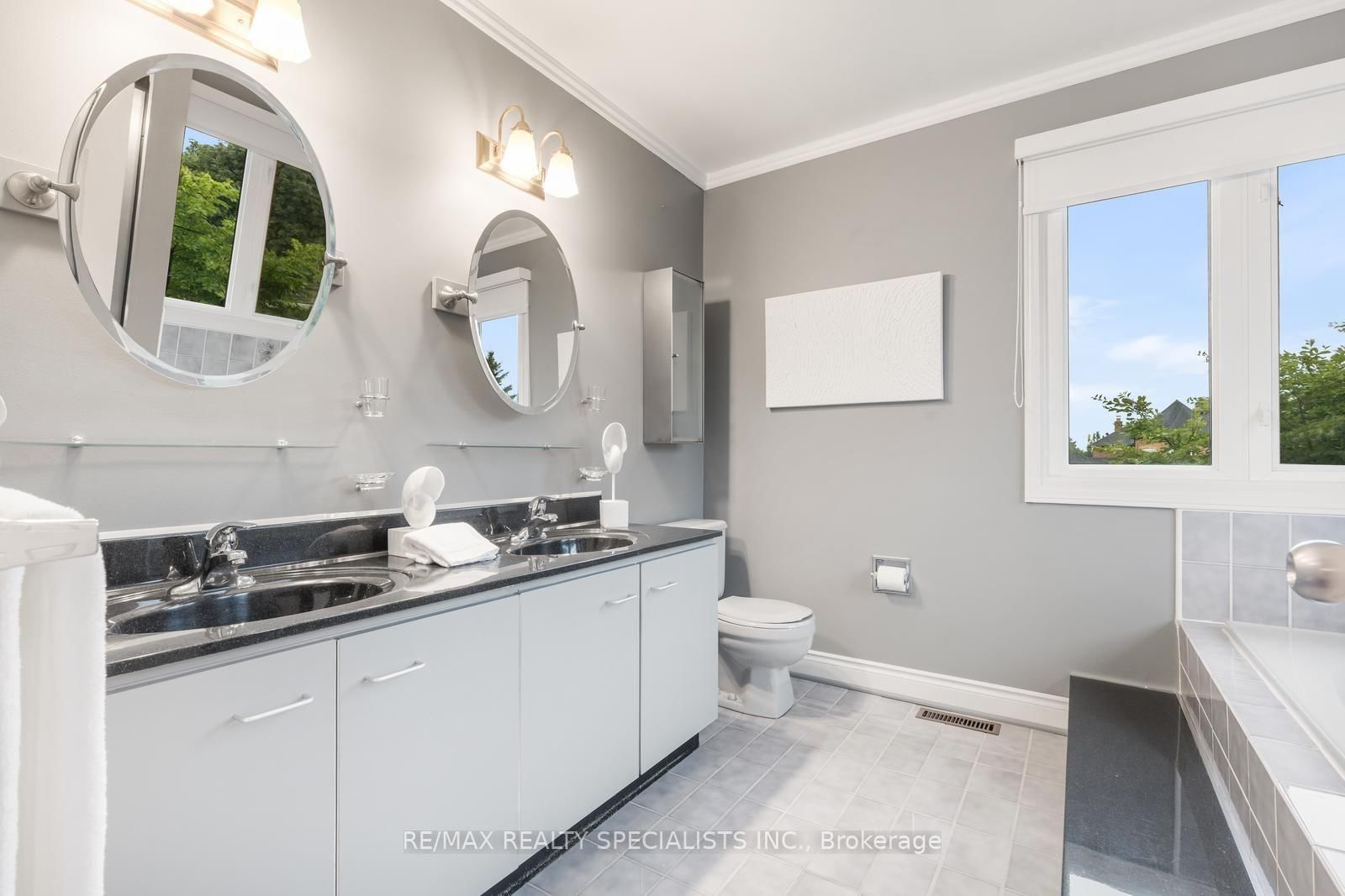 3251 Trelawny Circle • Mississauga, ON photo 24