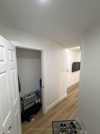 Unit Lower — 1502 Dufferin Street — photo 4