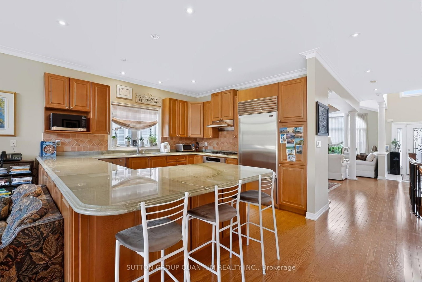 1536 Pinery Crescent • Oakville, ON photo 11