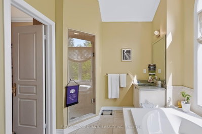 1536 Pinery Oakville,ON L6H 7J9 — Photo 28