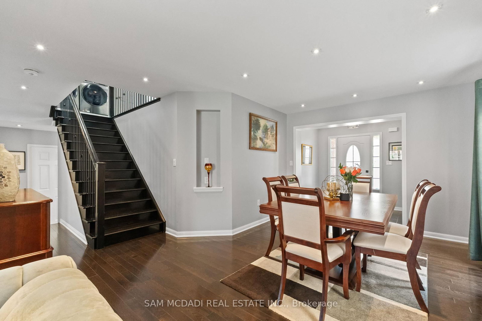 920 Clark Boulevard • Milton, ON photo 11