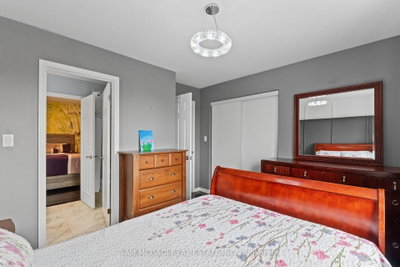 920 Clark Milton,ON L9T 6P5 — Photo 26