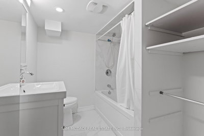 920 Clark Milton,ON L9T 6P5 — Photo 37