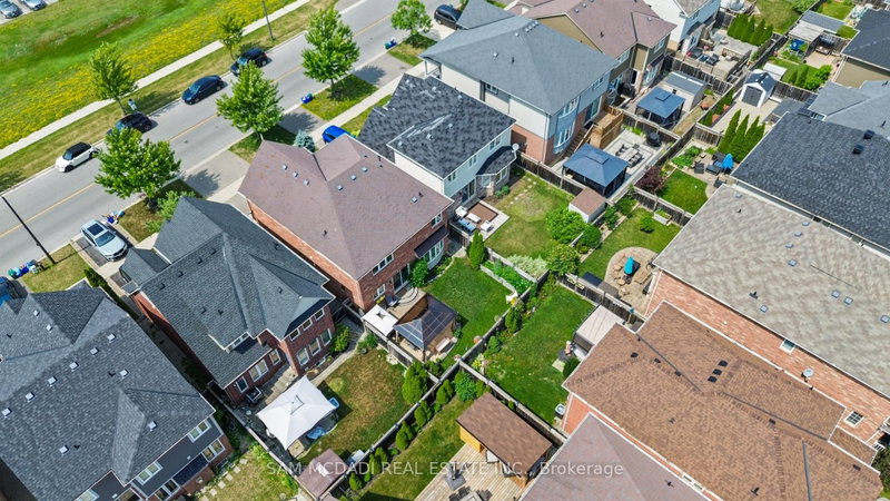 920 Clark Milton,ON L9T 6P5 — Photo 44