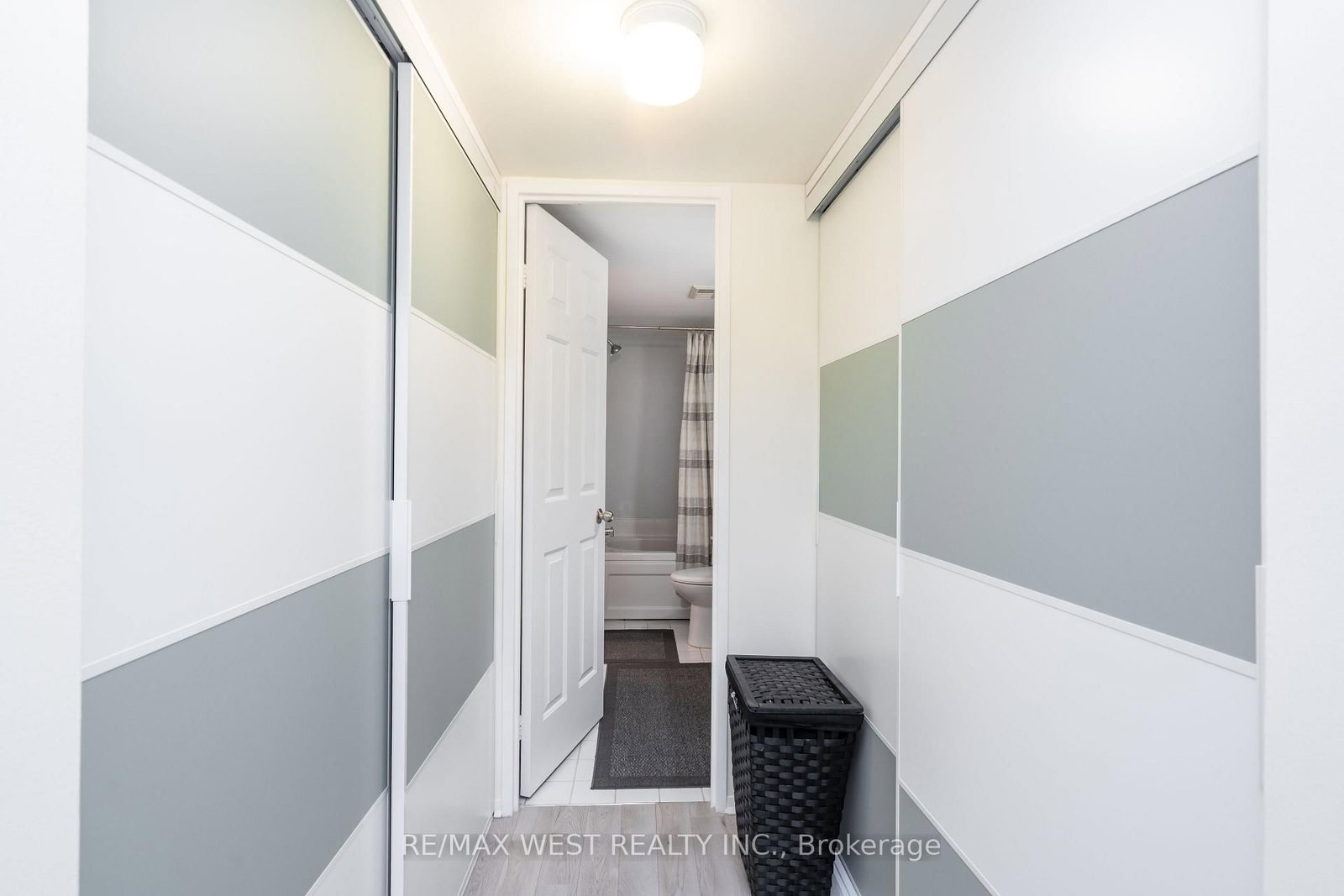 24 Southport Street • #749 • Toronto, ON photo 32