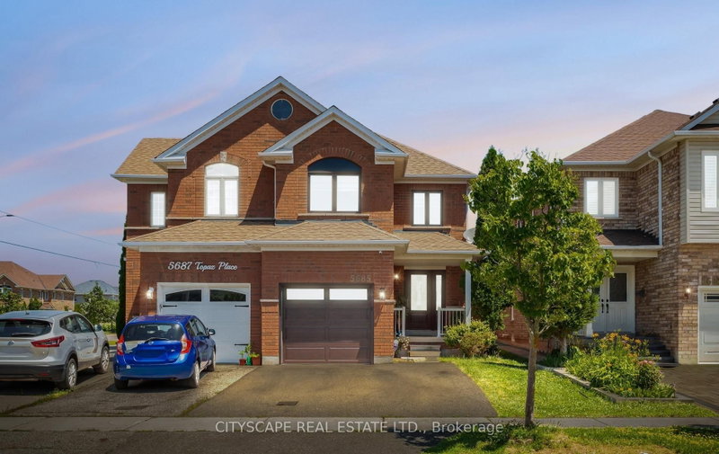 5685 Topaz Place, Mississauga
