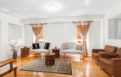 5685 Topaz Place • Mississauga, ON photo 8