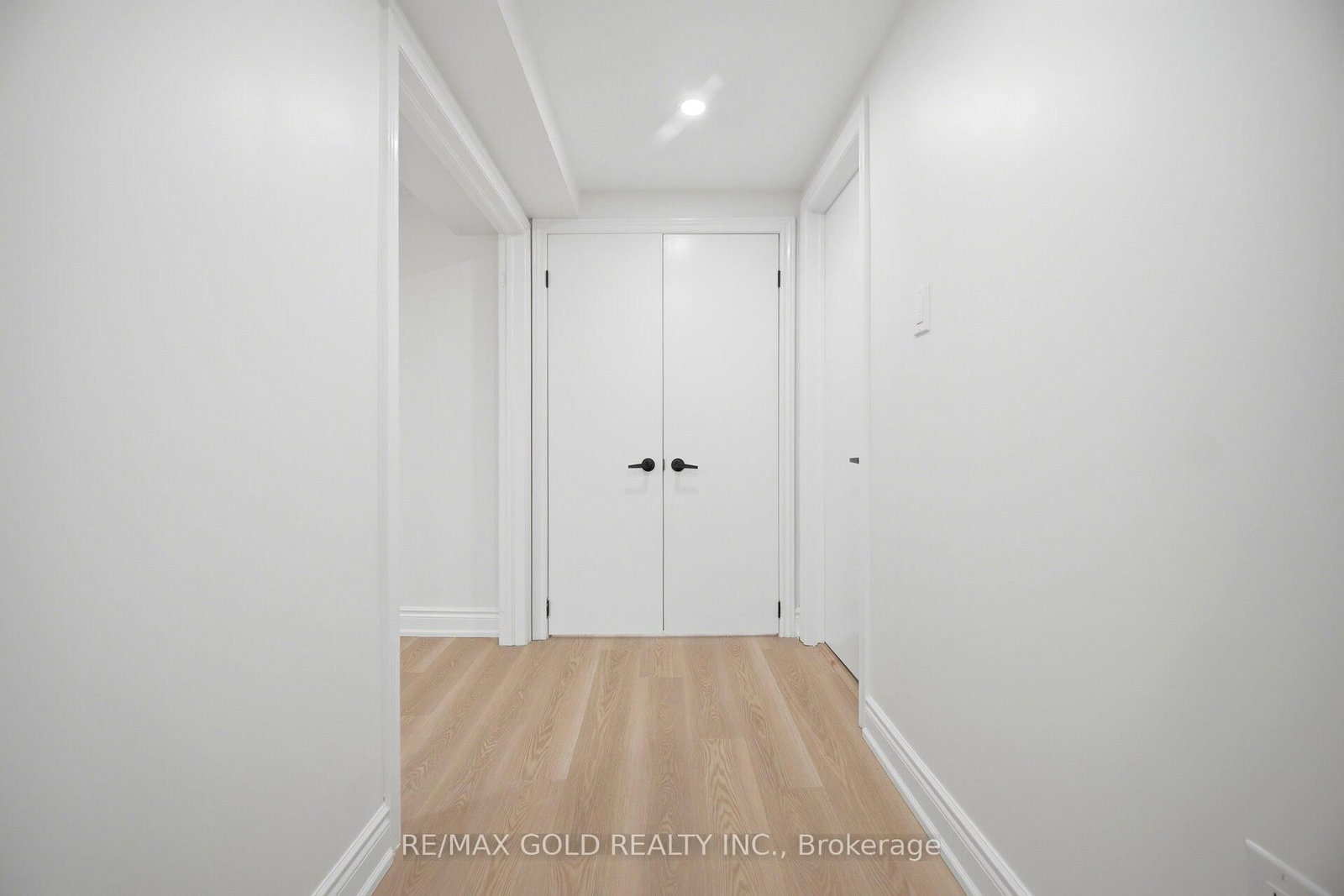 8 Athlone Avenue • Brampton, ON photo 38