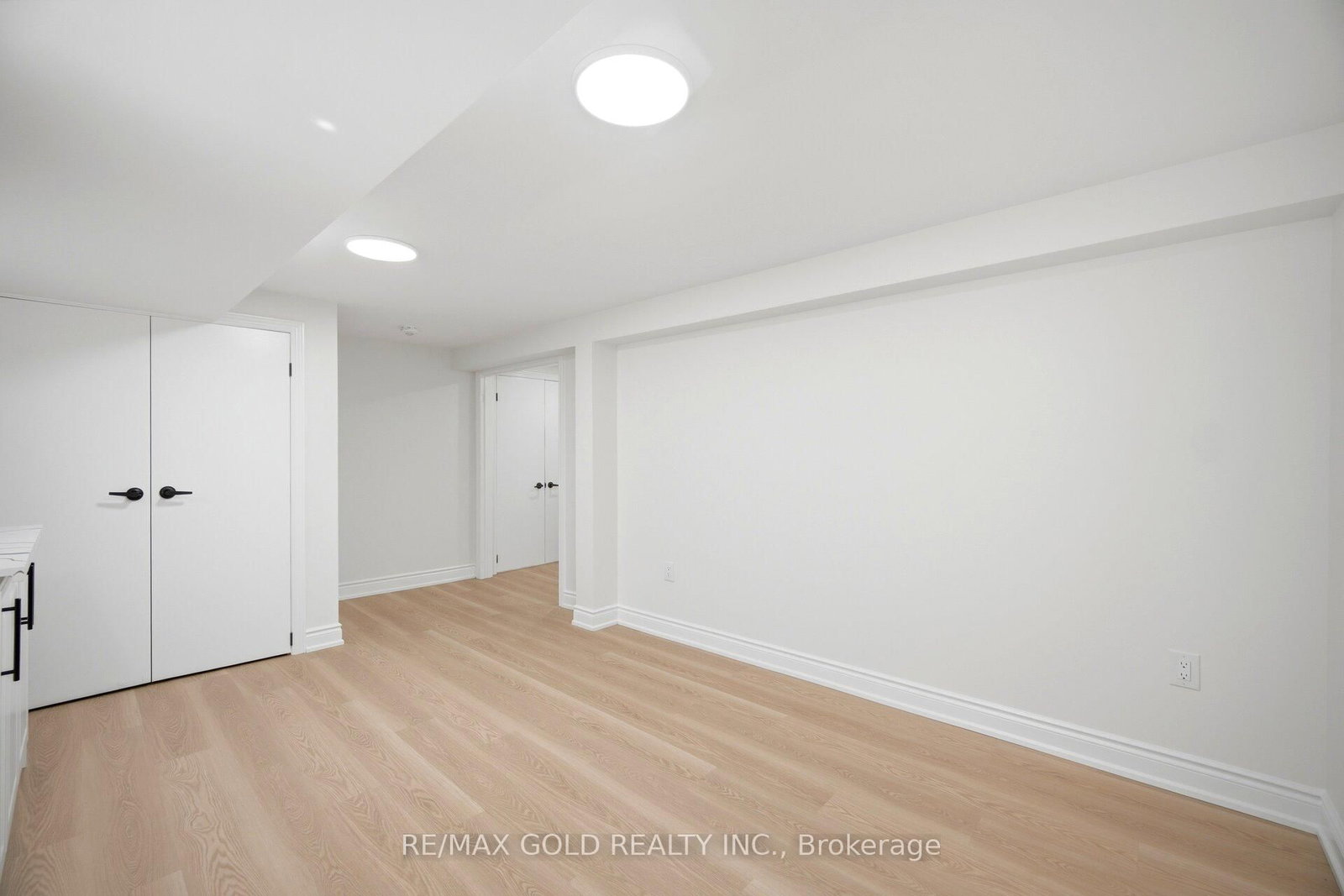 8 Athlone Avenue • Brampton, ON photo 39