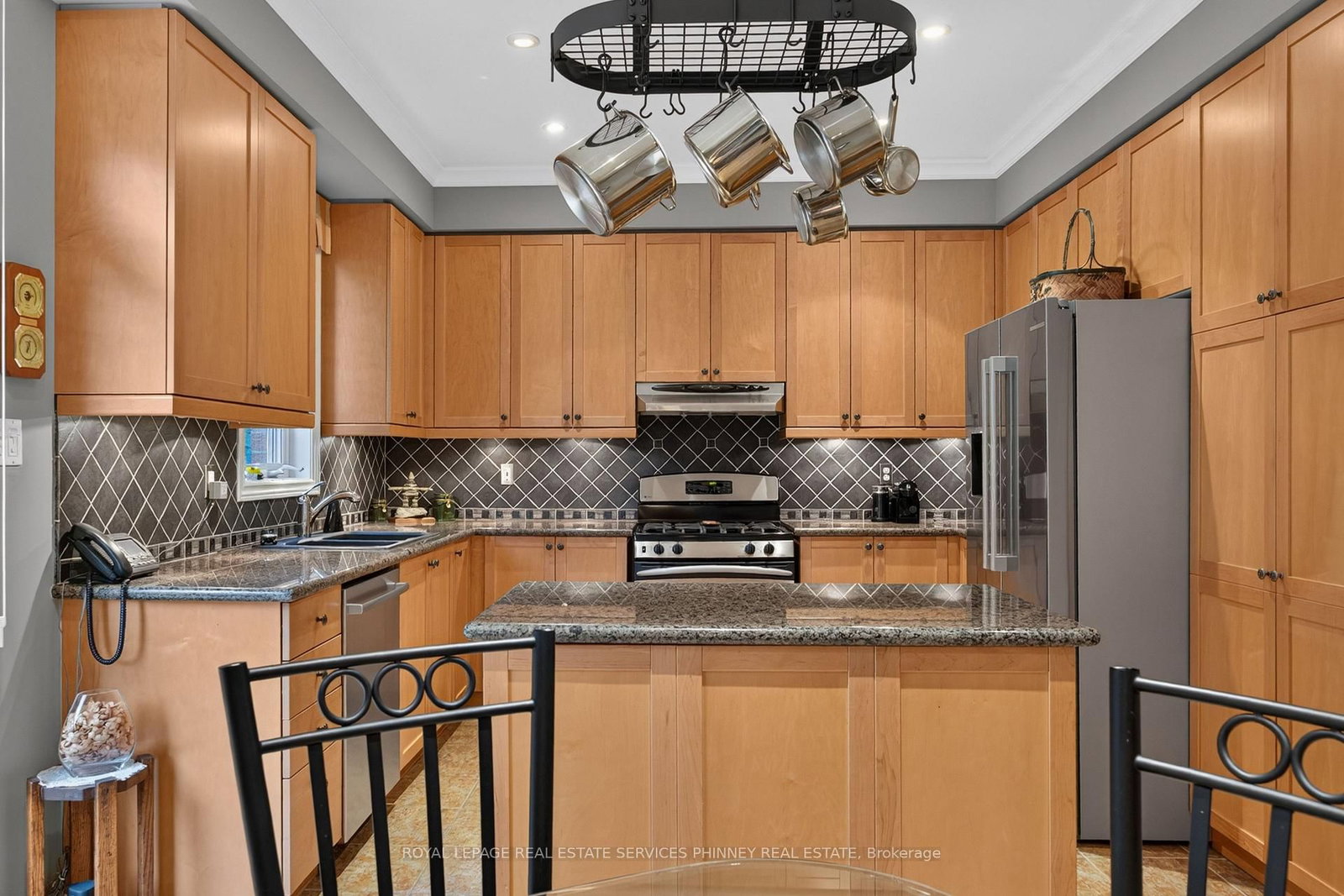 211 Creek Path Avenue • Oakville, ON photo 12
