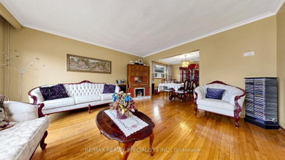 2385 Hensall Street • Mississauga, ON photo 6