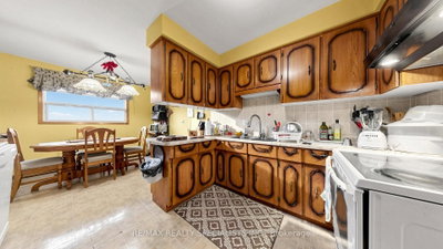 2385 Hensall Street • Mississauga, ON photo 8