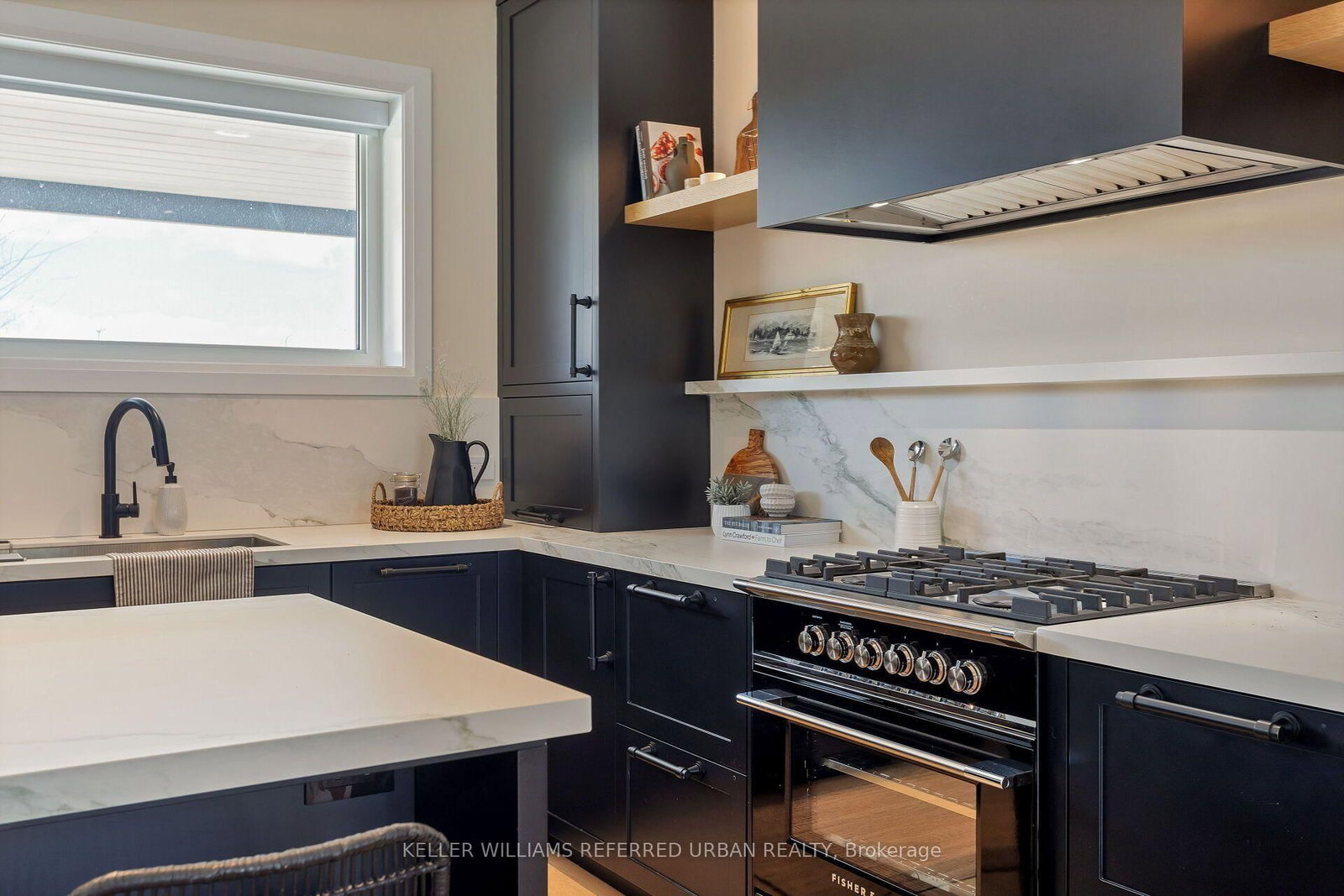 25 Delma Drive • Toronto, ON photo 13