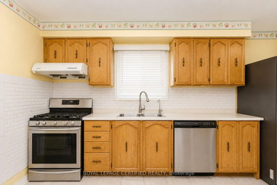 11 Pearson Road • Brampton, ON photo 8