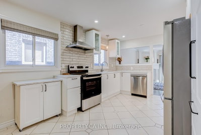 32 Mckinnon Avenue • Halton Hills, ON photo 4