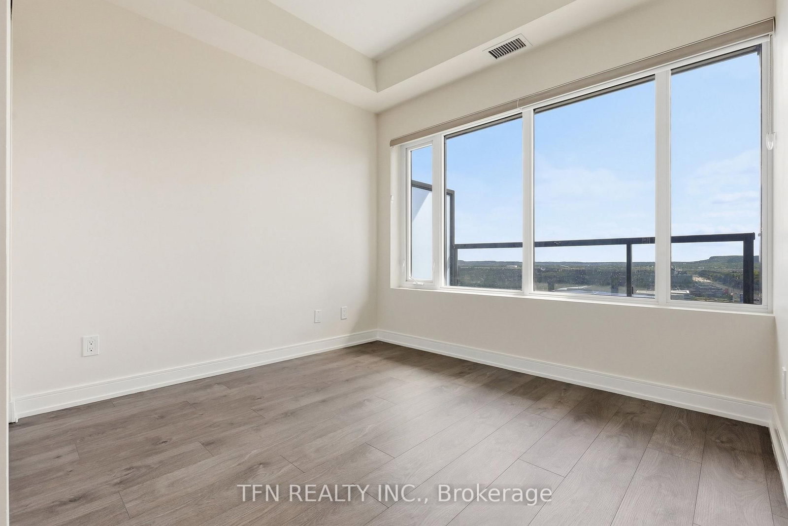8010 Derry Road • #1306 • Milton, ON photo 16