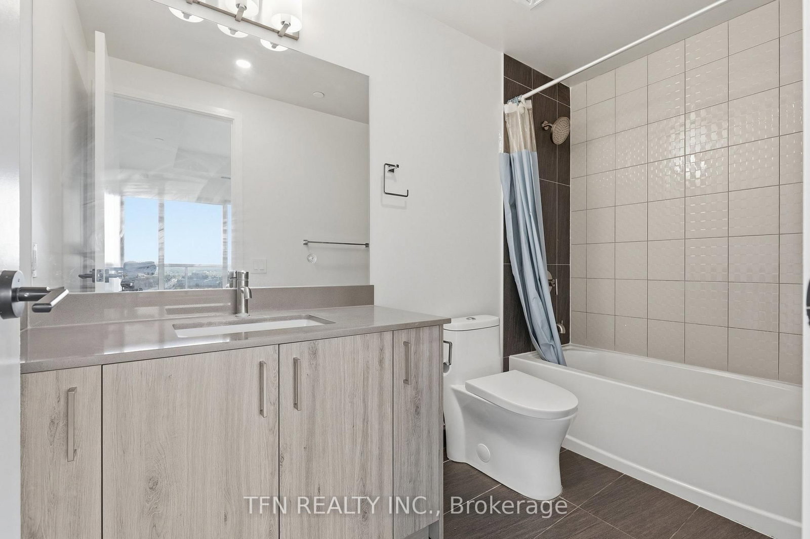 8010 Derry Road • #1306 • Milton, ON photo 17