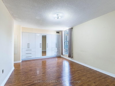 17 Knightsbridge Brampton,Ontario L6T 3X9 — Photo 29