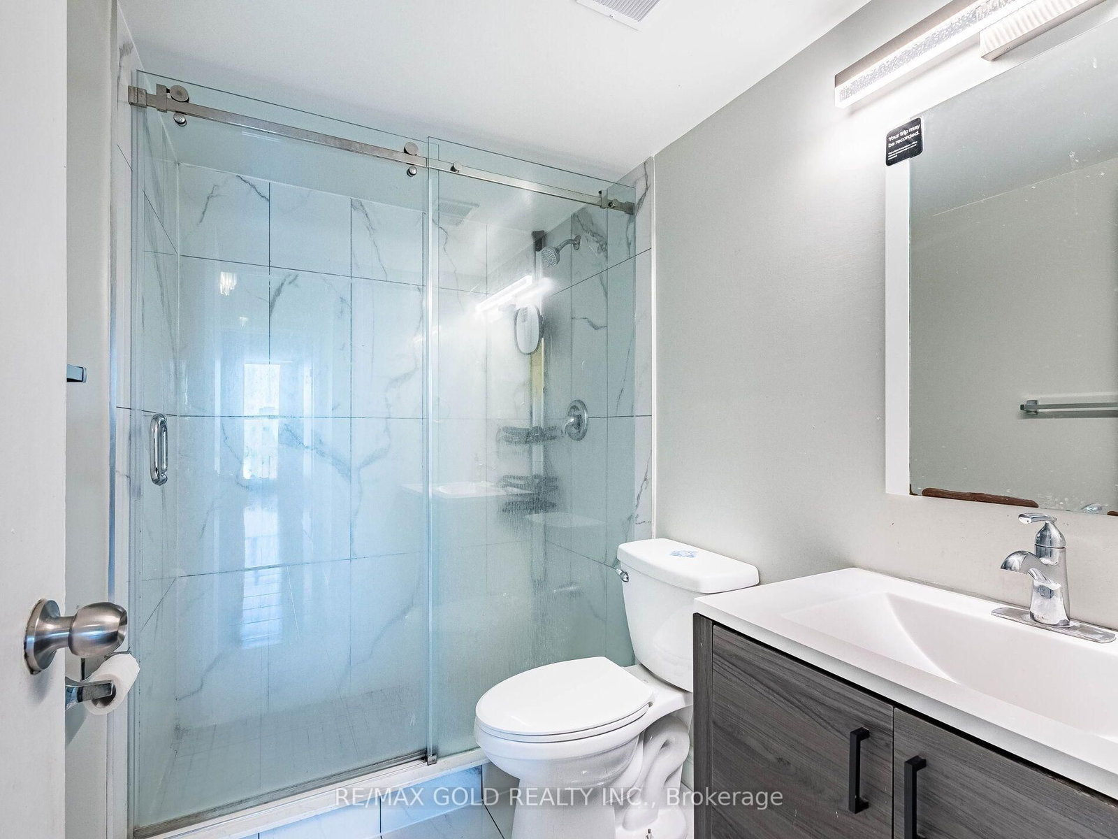 17 Knightsbridge Road • #1010 • Brampton, ON photo 38