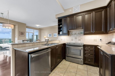 1665 The Collegeway Mississauga,ON L5L 0A9 — Photo 13