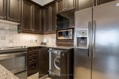 1665 The Collegeway Mississauga,ON L5L 0A9 — Photo 14
