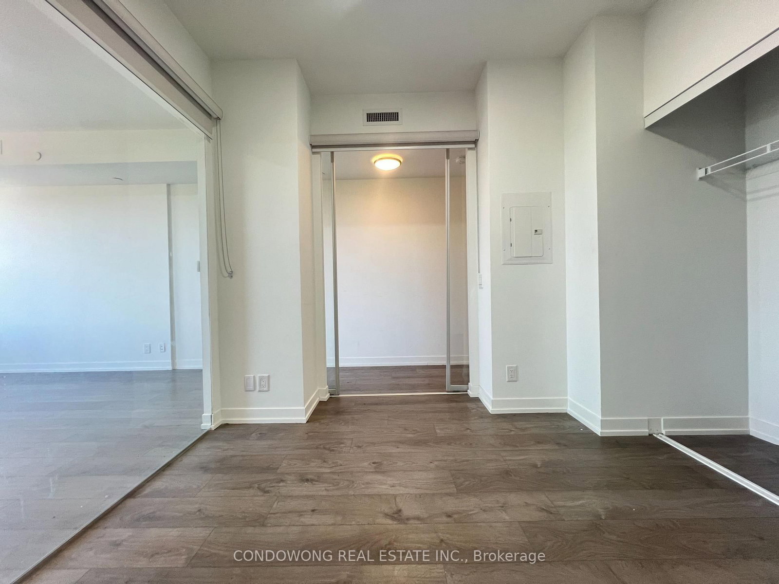 619-270 Dufferin Street, Toronto, ON, photo 5
