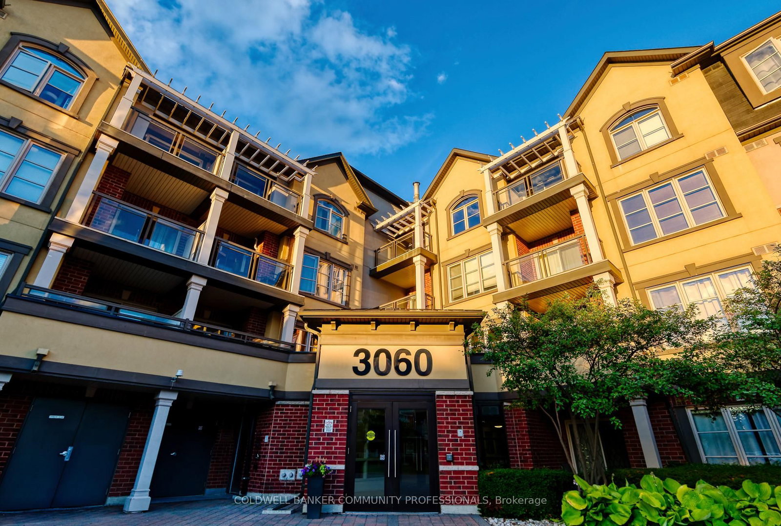 3060 Rotary Way • #404 • Burlington, ON photo 2
