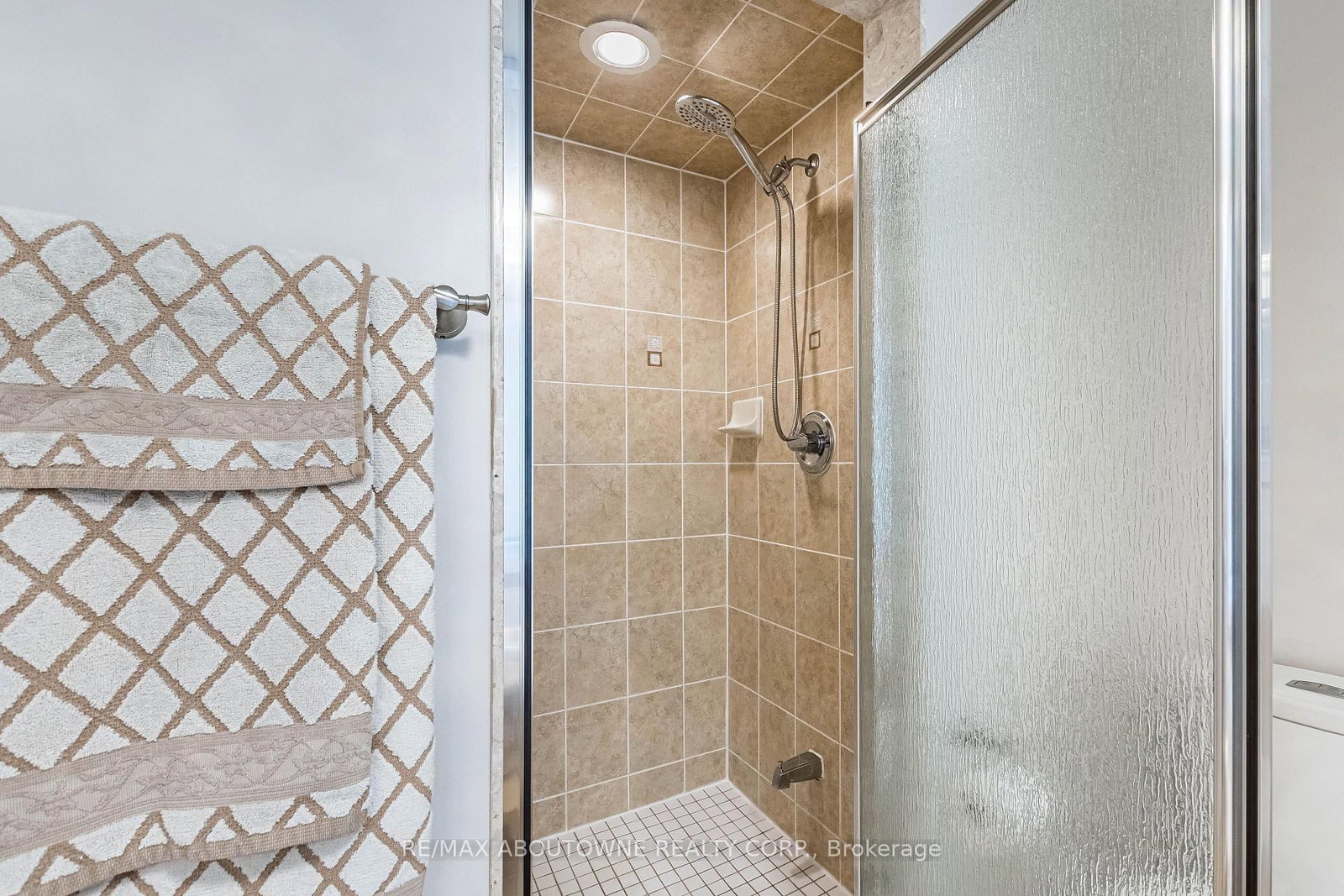 5550 W Tenth Line • Mississauga, ON photo 29