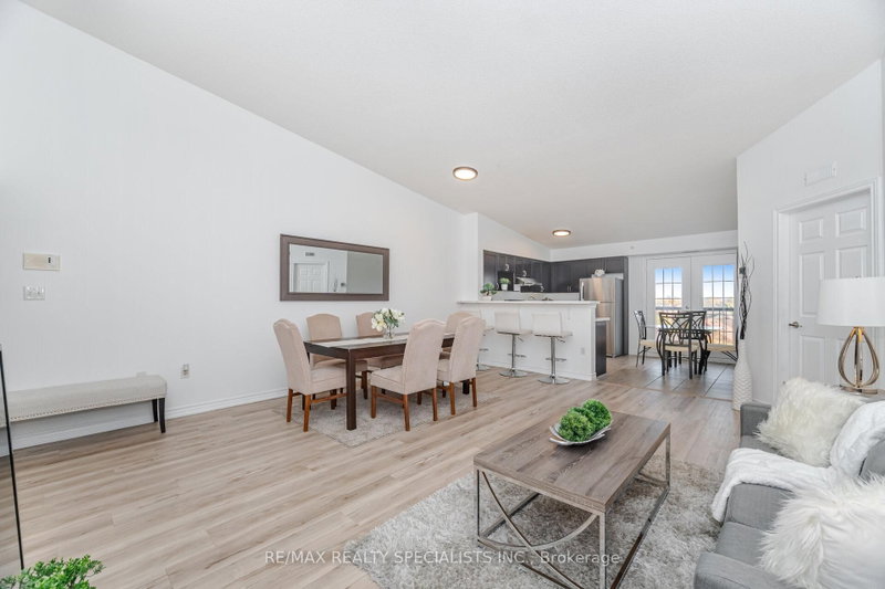 412 - 1350 Main Street E