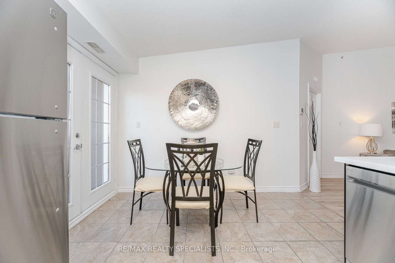1350 E Main Street • #412 • Milton, ON photo 18