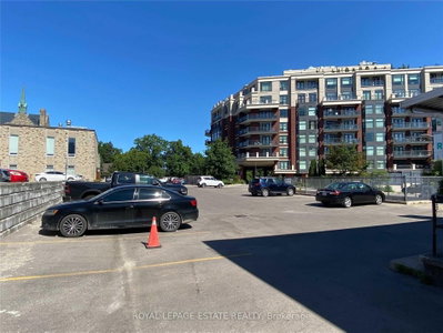 Unit Lower — 4894-4896 Dundas Street W — more photos