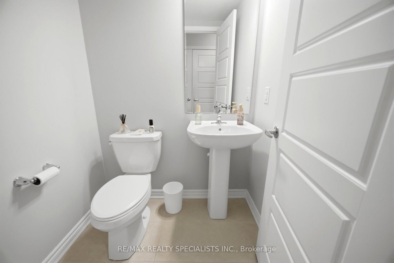 510 Bellflower Court • Milton, ON photo 14