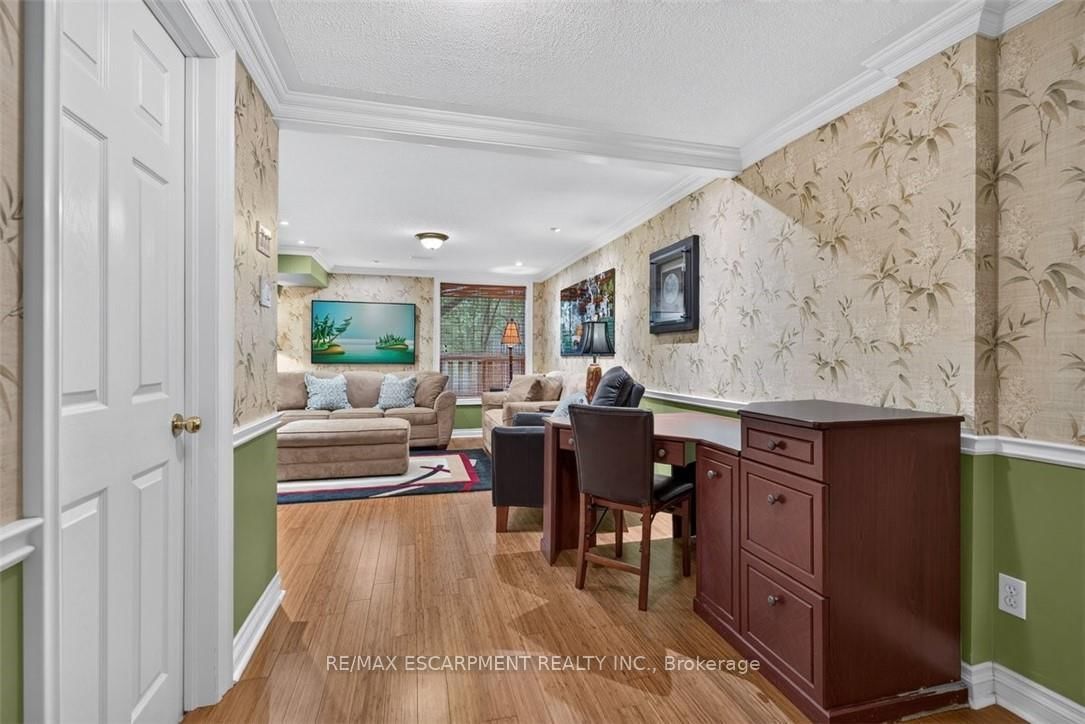 2151 Walkers Line • #8 • Burlington, ON photo 46