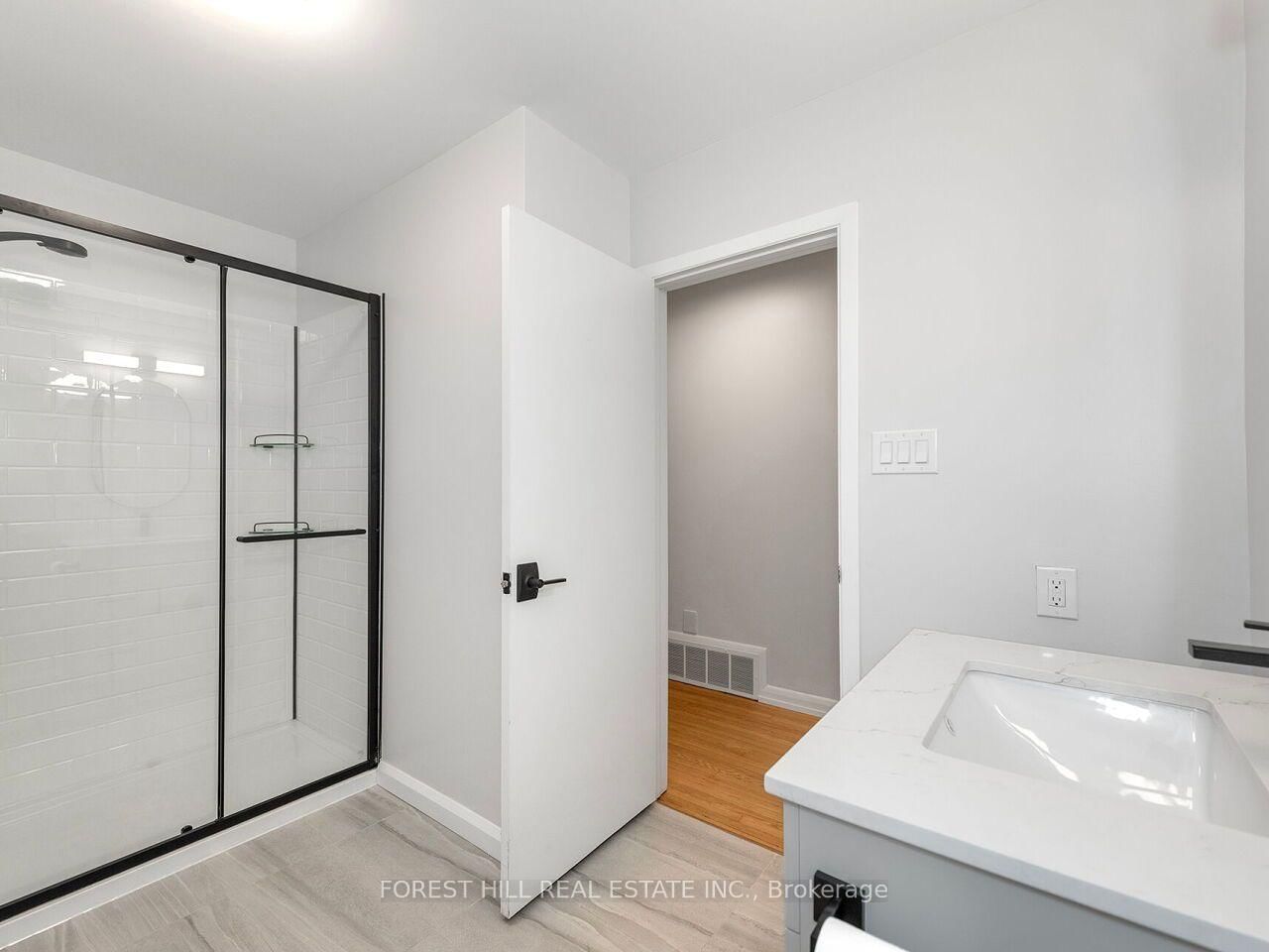 1847 Will Scarlett Drive • Mississauga, ON photo 16
