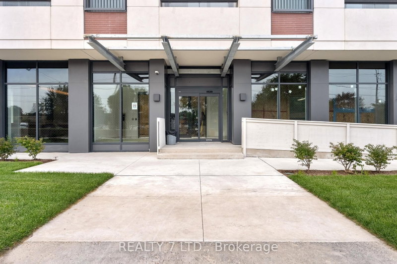 708 - 4010 Eglinton Avenue W
