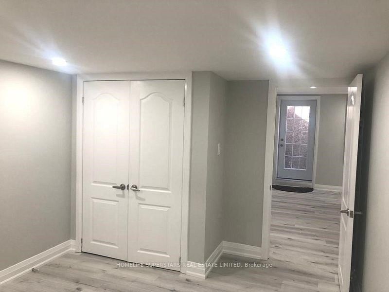 Basement Apartment - 31 Lexington Road, Brampton 5