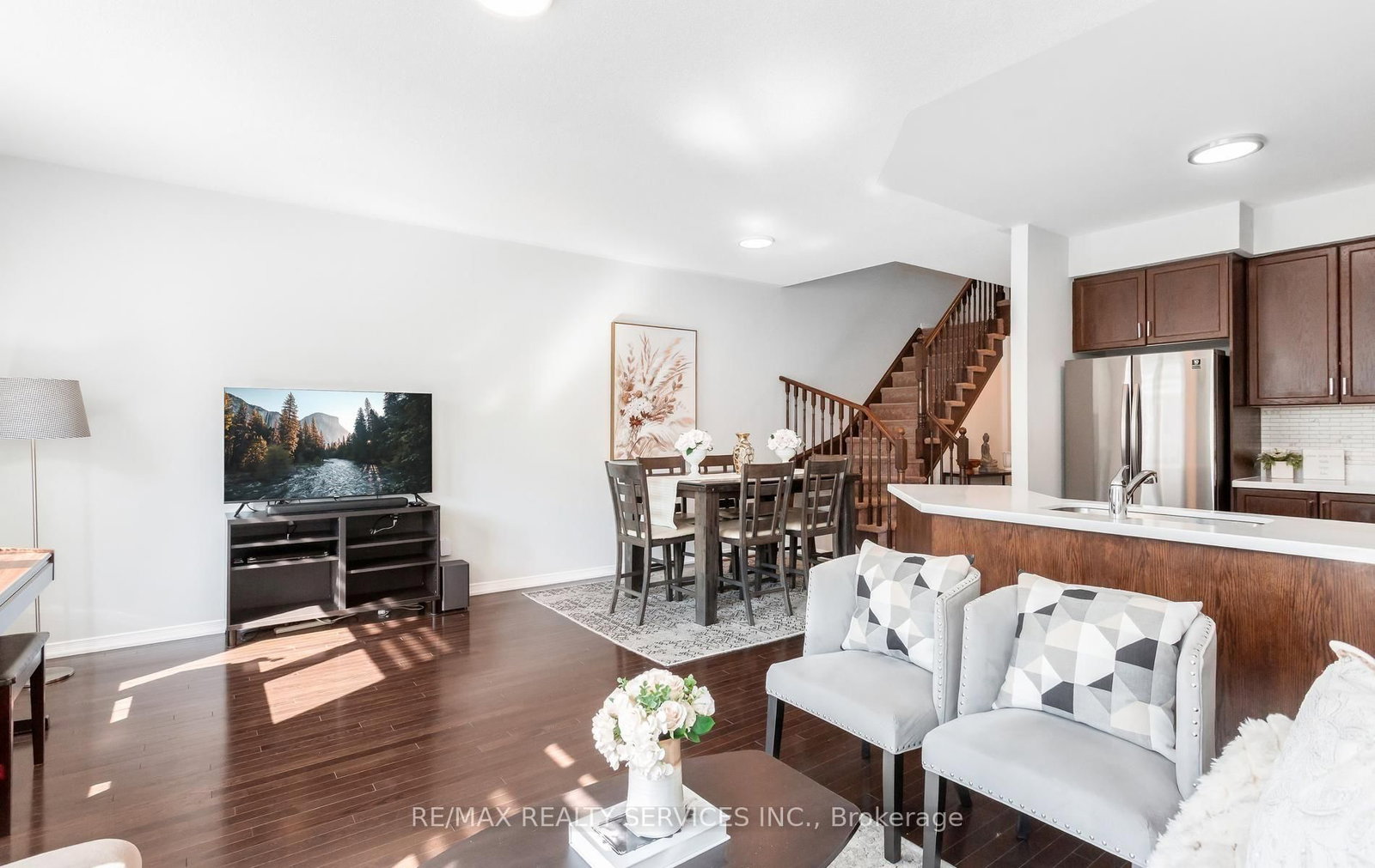 651 Farmstead Drive • #90 • Milton, ON photo 9